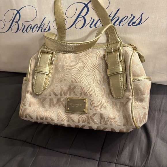 Michael Kors Bag - Picture 1 of 12